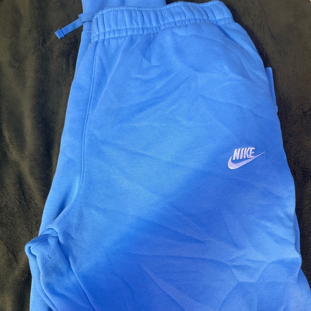 NWOT MENS NIKE SPORTSWEAR CLUB FLEECE JOGGERS